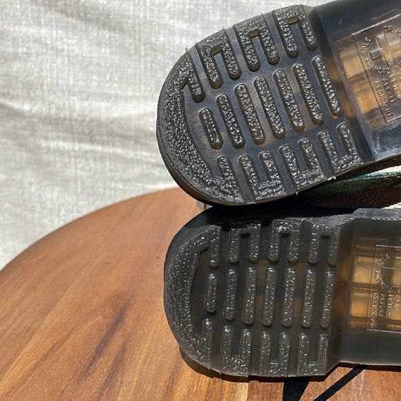 Dr. Martens Women’s 1460 Rainbow Ray Suede Lace Up Boots Size 9 - Picture 8 of 11